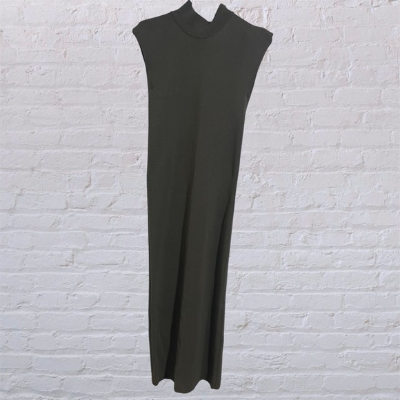 Zara Sleeveless Maxi Dress in Dark Green - Picture 1 of 5